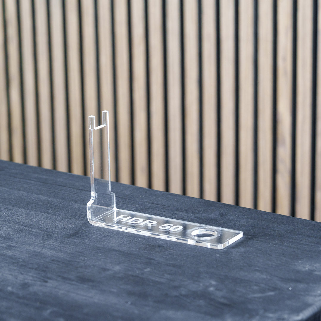 PLEXIGLAS® Wandhalterung / Tischständer für HDR50 | HDP50 | stilvolles Design mit gelasertem Homedefence-Logo